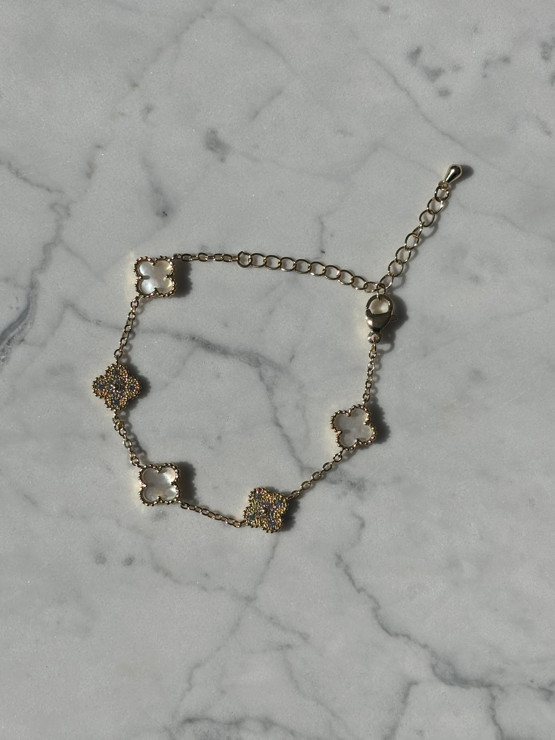 Mini Gold/Mother of Pearl Bracelet