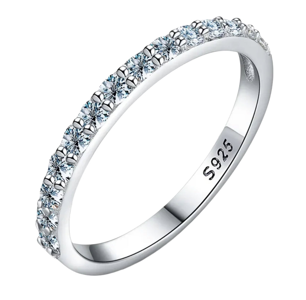 Classic Pavé Moissanites Ring