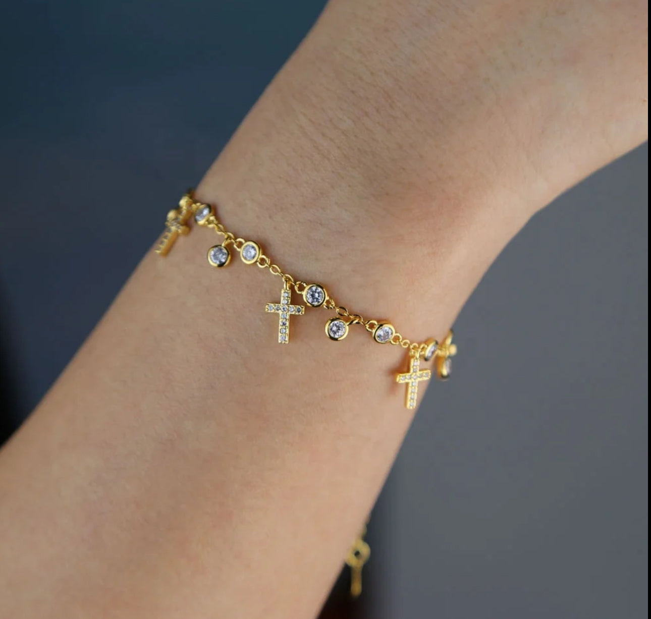 Dainty Cross Charm Bracelet