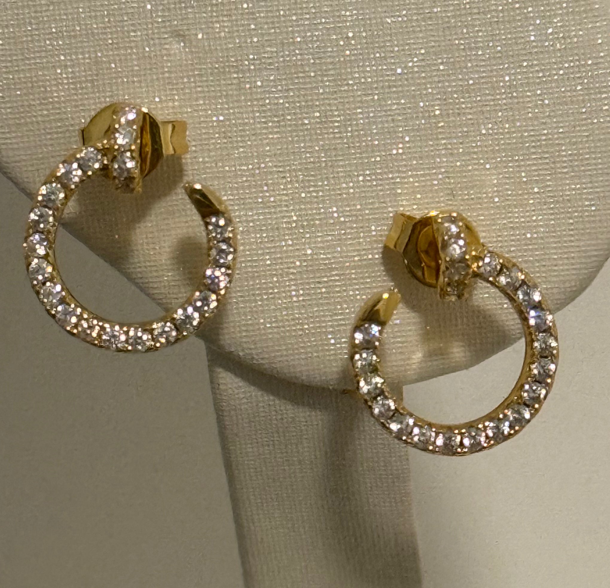 Tiara Earring Gold