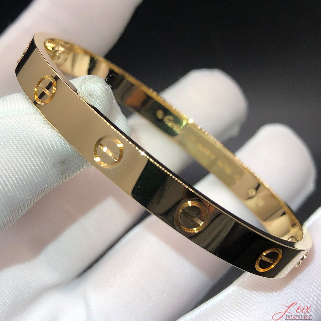 Classic Screw Gold Bracelet