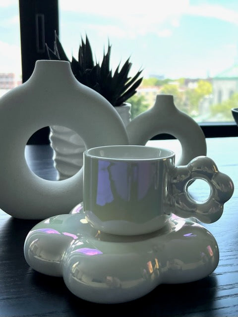 Holographic Mug and Tray